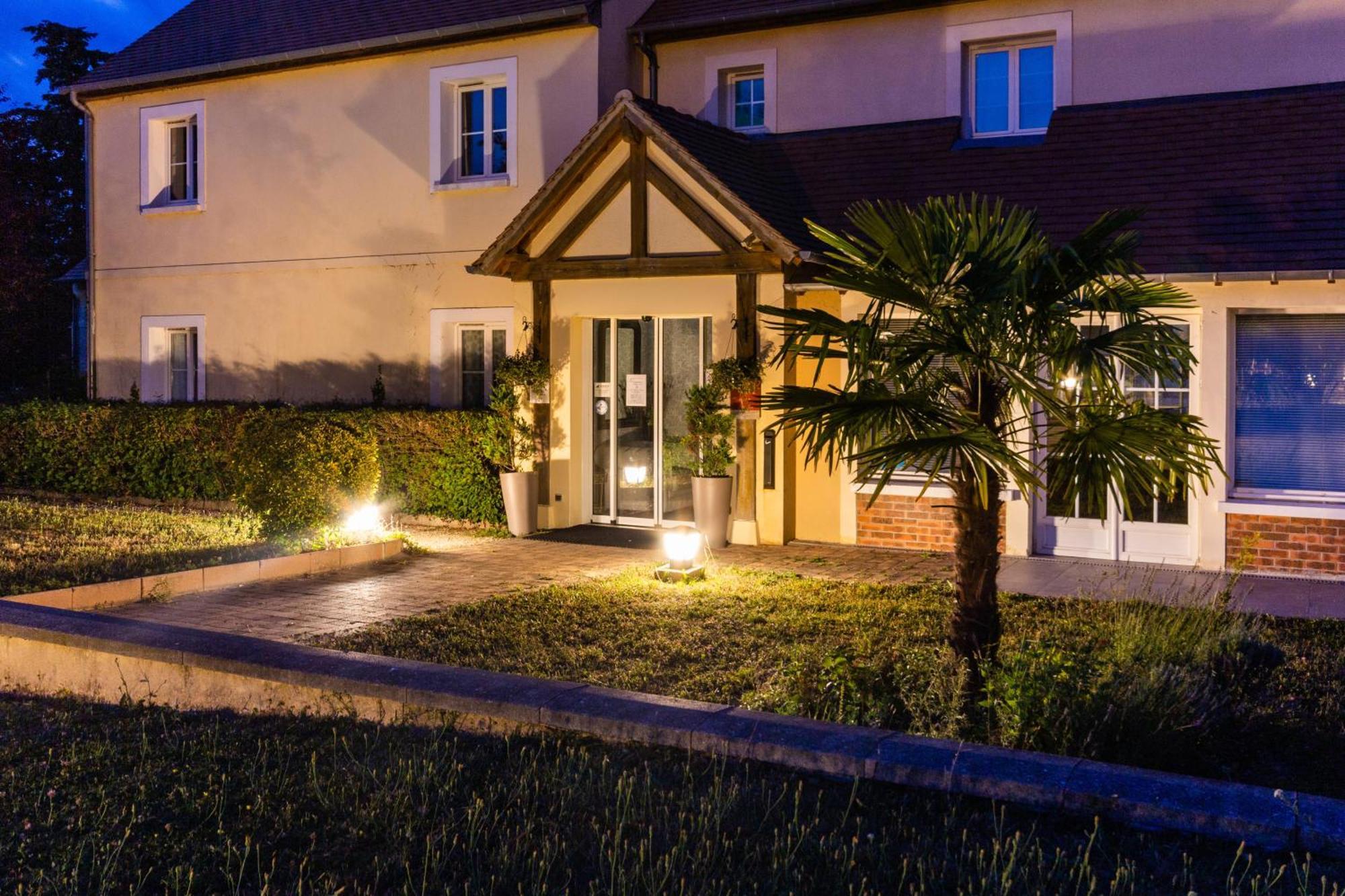 Hotel Hapy Houdan Εξωτερικό φωτογραφία